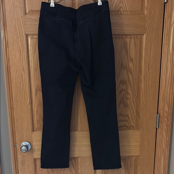 Free People Black High Rise Jeans with Relaxed Fit - Picture 5 of 5